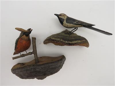 Zwei Singvögel in Viechtauer Art, Alpenländisch,20. Jahrhundert - Jewellery, antiques and art