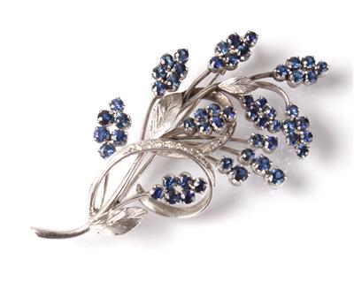 Saphir-Blumenbrosche - Jewellery, antiques and art