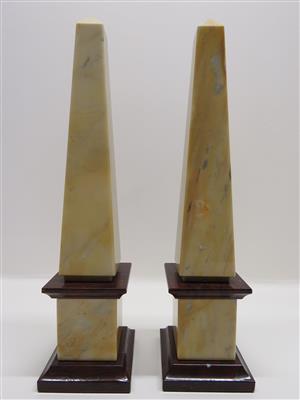 Paar Marmor-Tisch-Obeliske, 20. Jahrhundert - Klenoty, umění a starožitnosti
