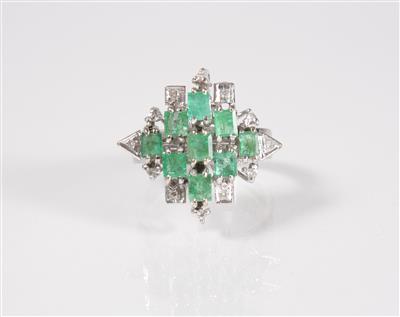 Diamant-Smaragddamenring - Jewellery, antiques and art