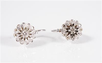 2 Brillant-Diamantohrringe zus. ca. 0,35 ct - Kunst, Antiquitäten und Schmuck