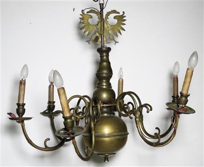 Großer Gelbmetallluster in polnischer Form - Gioielli, arte e antiquariato