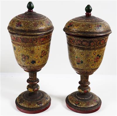 Paar Lack-Deckelpokale, 19. Jahrhundert - Schmuck, Kunst und Antiquitäten