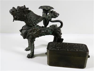 Kerzenhalter in Form eines Löwen-Drachen, China, 20. Jahrhundert - Schmuck, Kunst und Antiquitäten