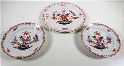 Tortenplatte und zwei Teller, Meissen, 1977 - Klenoty, umění a starožitnosti