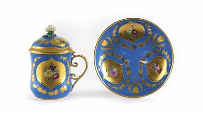 Alt-Wiener Deckeltasse mit Untertasse, Wiener Porzellanmanufaktur, Anfang 19. Jahrhundert - Gioielli, arte e antiquariato