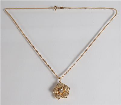 Brillantanhänger zus. ca. 0,80 ct an Fassonhalskette - Jewellery, antiques and art