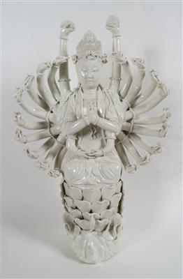 Blanc de Chine Guanyin mit 24Armen, China, 2. Hälfte 20. Jahrhundert - Jewellery, Works of Art and art