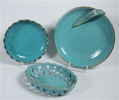 2 runde Schalen, 1 ovale Korbschale, Gmundner Keramik, 3. Viertel 20. Jahrhundert - Jewellery, Works of Art and Art