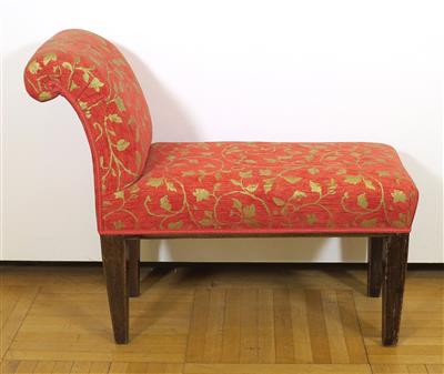 Kleine Sitzbank in Form einer Recamiére, 20. Jahrhundert - Klenoty, umění a starožitnosti