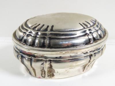 Silberdose im Barockstil, Ende 19. Jahrhundert - Schmuck, Kunst & Antiquitäten