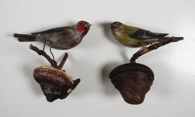 Paar Singvögel, in Viechtauer Art, 19./20. Jahrhundert - Schmuck, Kunst & Antiquitäten