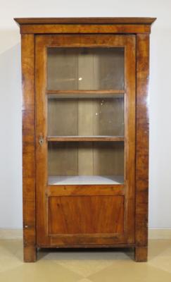 Biedermeier Vitrine bzw. Bücherschrank, 1. Hälfte 19. Jahrhundert - Šperky, umění a starožitnosti