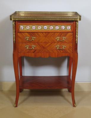 Table en chiffonière im modifzierten Louis XVI-Stil - Schmuck, Kunst & Antiquitäten