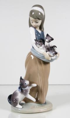 Mädchen mit Katzenmutter und Kätzchen, Lladro - Gioielli, arte e antiquariato