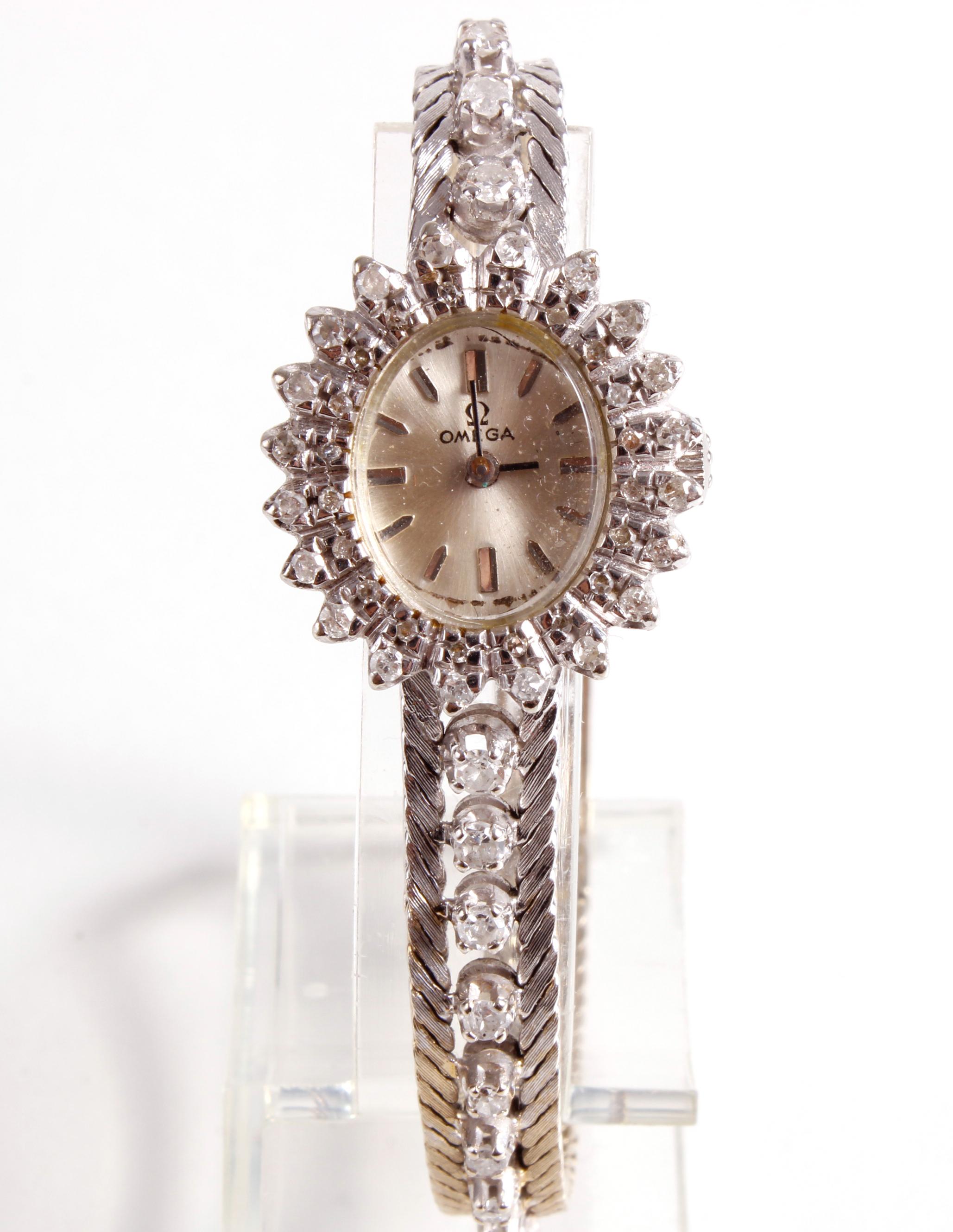 - Armbanduhr bid: - Dorotheum - Starting Antiquitäten & 2023/07/27 Damen Schmuck, Brillant 2,000 Omega EUR Kunst