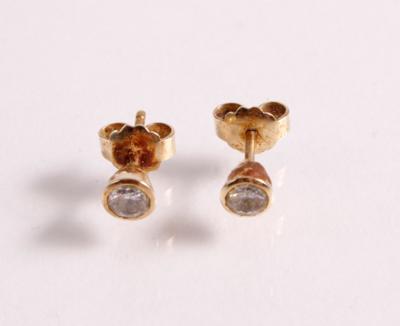 2 Brillant Ohrstecker zus. ca. 0,35 ct - Schmuck, Kunst & Antiquitäten