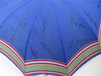 Regenschirm mit vielen Autogrammen div. Rennfahrer - Automobilia