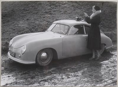 Porsche 356 "Knickscheibe" - Automobilia