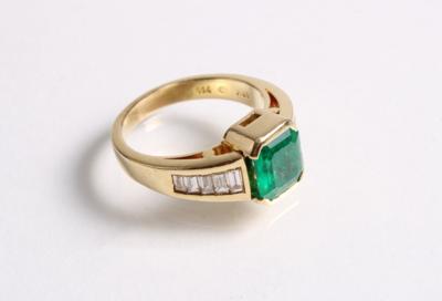 Diamant Smaragd Damenring zus. ca. 0,50 ct - Klenoty a Hodinky