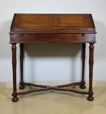 Sekretär im englischen Queen Anne Stil, 19. Jahrhundert - Furniture and interior