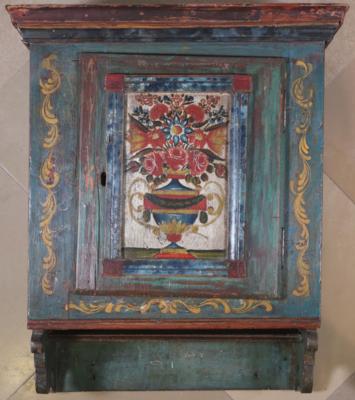 Tiroler Wandhängekasterl, unter Verwendung verschieden alter Teile, vornehmlich 19. Jahrhundert - Furniture and interior
