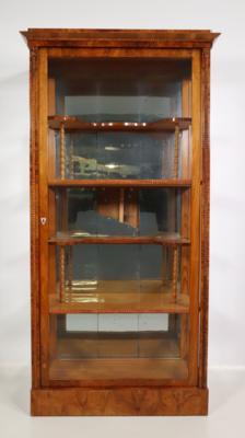 Biedermeier Vitrine - Nábytek a interiér