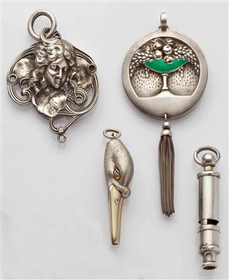 4 verschiedene Angehänge - Schmuck, Taschen- und Armbanduhren, Kunst des 20.Jahrhunderts  - Salzburg