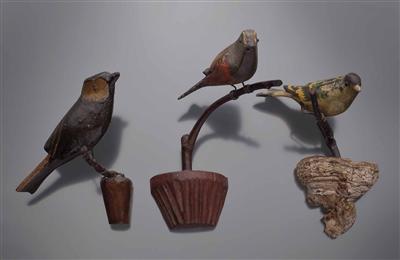 3 Singvögel, teils aus Viechtau - Asta di pasqua (arte e antiquariato)