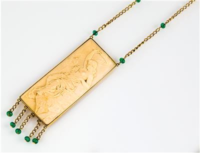 Halskette mit Reliefanhänger - Schmuck, Taschen- und Armbanduhren - Kunst des 20. Jahrhunderts
