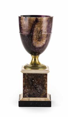 Klassizistische Amethyst-Vase aus verschiedenen Teilen zusammengestellt - Easter Auction (Art & Antiques)