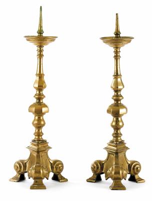 Paar barocke Kerzenleuchter, 1. Hälfte 18. Jahrhundert - Möbel und Skulpturen
