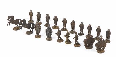 19 Figuren eines Schachspiels, frühes 19. Jahrhundert - Weihnachtsauktion