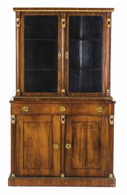 Biedermeier-Aufsatzvitrine, um 1820 - Velikonoční aukce