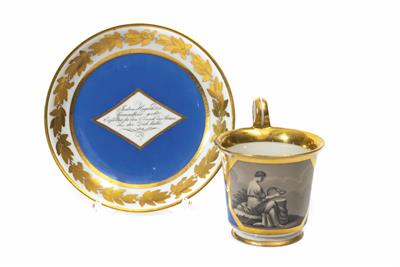 Tasse mit Untertasse, kaiserliche Manufaktur, Wien um 1820 - Christmas auction - Silver, glass, porcelain, graphics, militaria, carpets