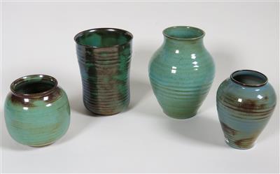 Vier kleine Vasen, Wienerberger Keramik, Wien um 1930 - Christmas auction - Silver, glass, porcelain, graphics, militaria, carpets