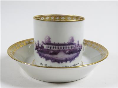 Jubiläums-Tasse mit Untertasse zur Wiedereröffnung der Porzellanmanufaktur im Augarten 1924, Augarten, Wien - Summer auction