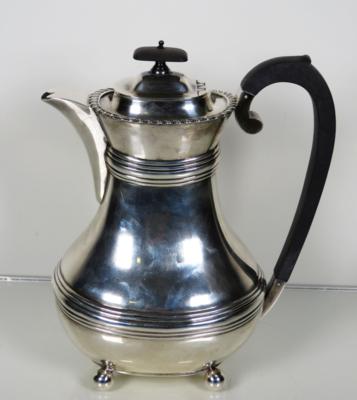 Londoner Silber Kafeekanne, William Hutton  &  Sons Ltd, um 1910 - Adventní aukce