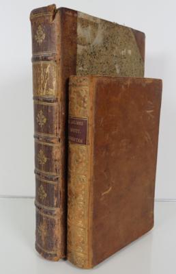 Zwei barocke Bücher mit Themen der Antike: 1.) Hermann Jacob Lasius - Porzellan, Glas und Sammelgegenstände