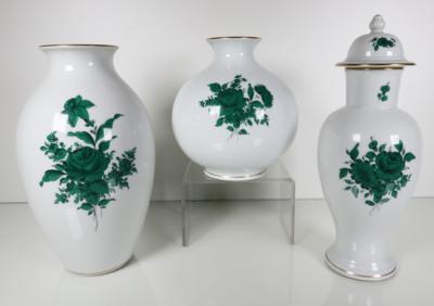 3 verschiedene Vasen, Augarten, Wien, 2. Hälfte 20. Jahrhundert - Porcellana, vetro e oggetti da collezione