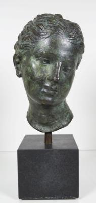 Kopf der Göttin Hygieia, nach der Marmorskulptur im Archäologischen Nationalmuseum Athen - Porcelán, sklo a sběratelské předměty