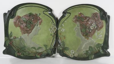 Paar Jugendstil-Reliefbilder, Johann Maresch, Aussig an der Elbe, um 1900 - Porcelain, glass and collectibles