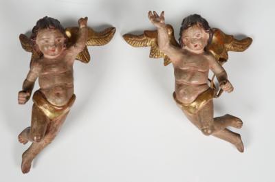 Paar kleine schwebende Engel, 1. Hälfte 19. Jahrhundert - Porcelain, glass and collectibles