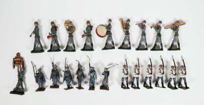 Konvolut von ca. 22 Zinnsoldaten - Porcelain, glass and collectibles