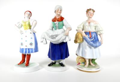 3 Figuren: Fischhändlerin, Allegorie des Sommers, junge Frau, Herend, Ungarn - Porcelán, sklo a sběratelské předměty