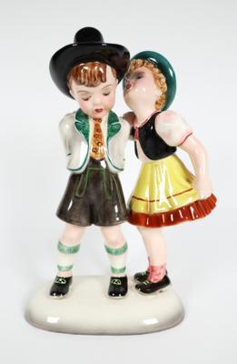 Figurengruppe "Geheimnis" (Mädchen und Junge in Tracht), Entwurf Stephan Dakon, Keramos, Wien, nach 1949 - Porcelain, glass and collectibles