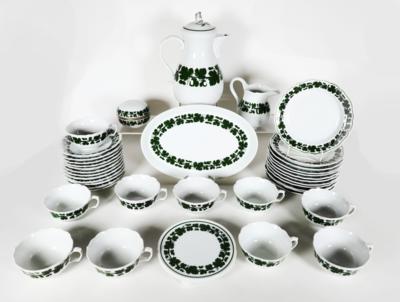 Teeserviceteile und Kaffeekanne, Meissen, großteils 1924-34 und um 1963 - Porcelain, glass and collectibles