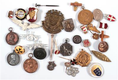 Konvolut Abzeichen und Auszeichnungen - Antiques, art and jewellery