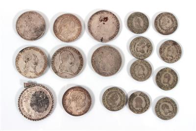 Konvolut Silbermünzen und 1 Münzanhänger - Arte, antiquariato e gioielli