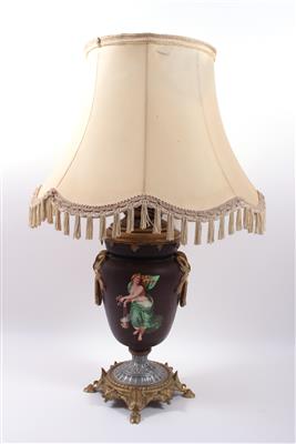 Tischlampe mit allegorischen Frauendarstellungen - Kunst, Antiquitäten und Schmuck